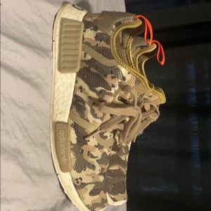 Adidas youth nmd shoe